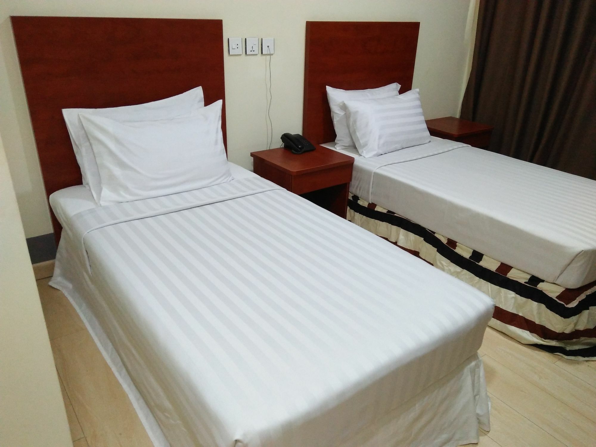 Hato Inn Yangon Exterior photo